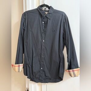 Burberry Men’s Black Button Down Size M
